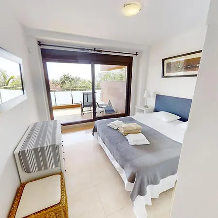 Beachside With Sea View * 埃斯特波纳