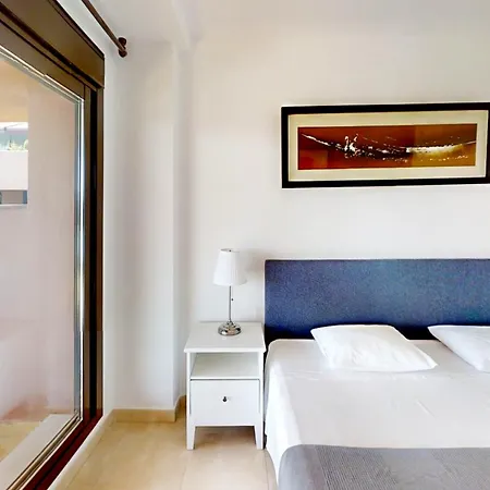 Beachside With Sea View Estepona