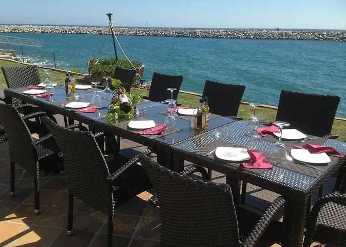 Beachside With Sea View * Estepona