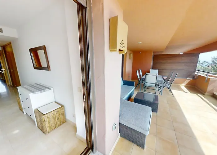 Beachside With Sea View * Estepona